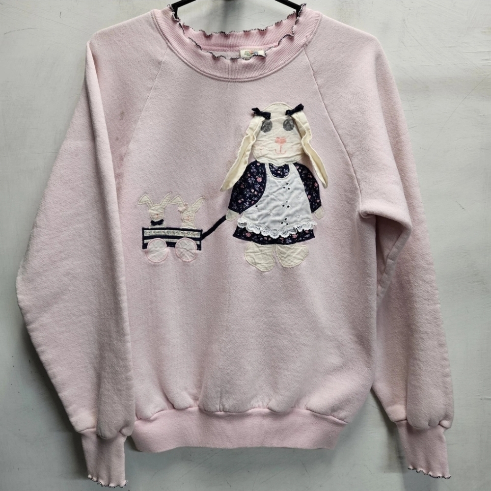 Vintage Pink Ruffle Easter Bunny Patchwork Grandma Style Sweatshirt Medium